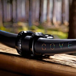E-thirteen E*thirteen Covert ICR Plus Stem - 35mm | 1 1/8" - Black 15 E-thirteen E*thirteen Covert ICR Plus Stem - 35mm | 1 1/8" - Black -ROCKSHOX Sales covert icr carbon handlebar black mounted 1496638 1