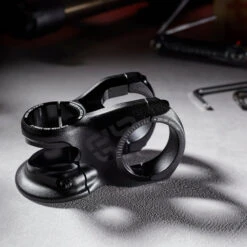 E-thirteen E*thirteen Covert ICR Plus Stem - 35mm | 1 1/8" - Black 13 E-thirteen E*thirteen Covert ICR Plus Stem - 35mm | 1 1/8" - Black -ROCKSHOX Sales covert icr plus stem black back 1496698