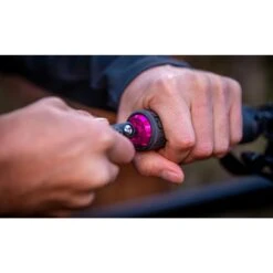 Muc-Off Disco Bar End Plug - Black -ROCKSHOX Sales muc off disco bar end plug blue 2 1489586 1