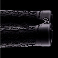 Sixpack 1st Ride Handlebar Grips - Sky Blue 7 Sixpack 1st Ride Handlebar Grips - Sky Blue -ROCKSHOX Sales sixpack 1st ride grip black double front 1374564