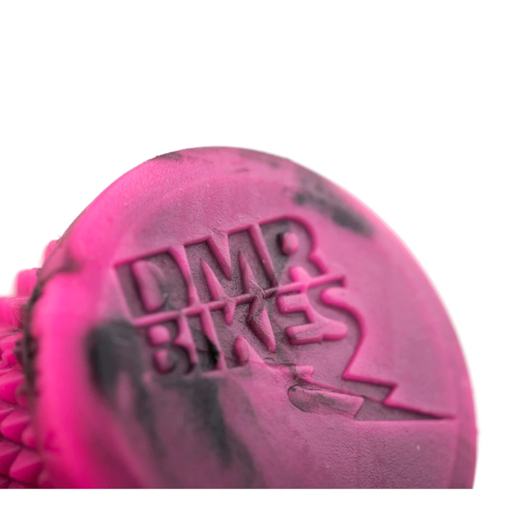 DMR Brendog Deathgrip Flangeless - Thin - Soft - Marble Pink 4 DMR Brendog Deathgrip Flangeless - Thin - Soft - Marble Pink - Image 2